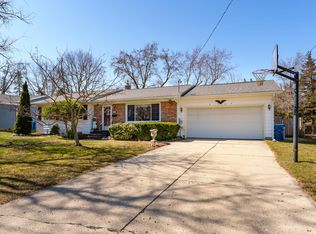 946 Glencroft Ln, Battle Creek, MI