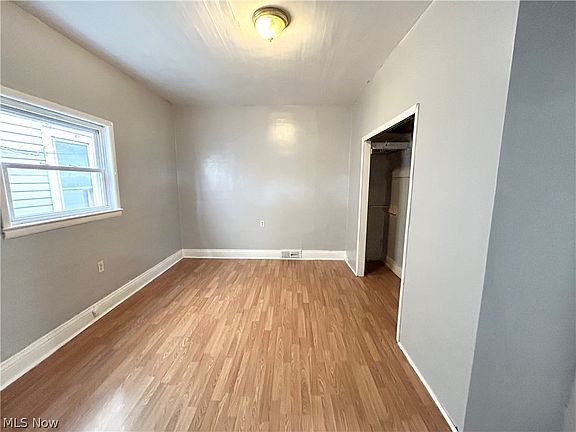 5th image of 1417 Adams St