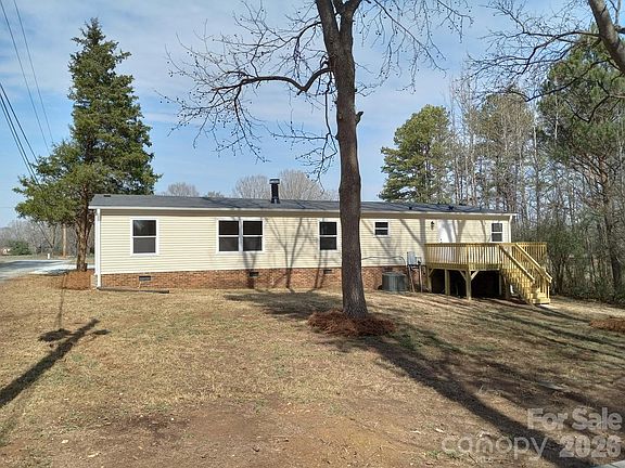5th image of 831 W Unionville Indian Trail Rd