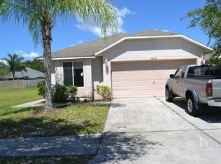 18136 Canal Pointe St, Tampa, FL 33647