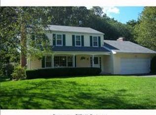 59 Davis Dr, Guilford, CT 06437