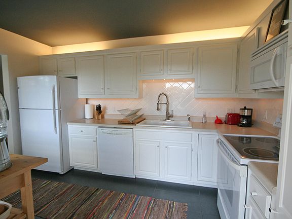3rd image of 4639 Kittiwake Court #Kingfisher N