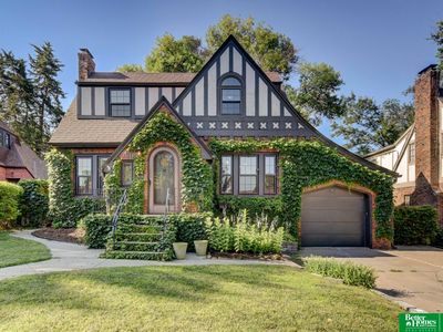 5609 Western Ave, Omaha, NE, 68132