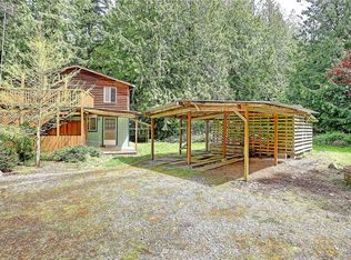 560 E Mountain View Rd, Camano Island, WA 98282