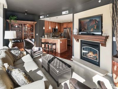 10610 NE 9th Place UNIT 500, Bellevue, WA, 98004