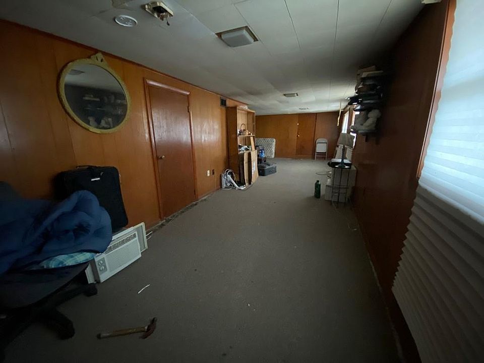 2nd image of 15 Alwin St