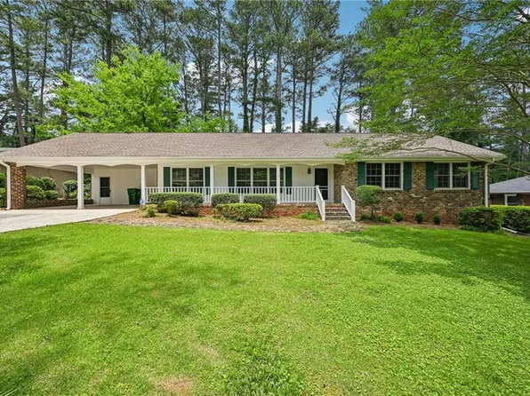 2238 Springwood Dr, Decatur, GA 30033