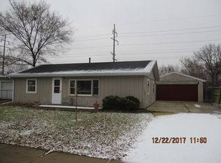 7509 Mildred Rd, Machesney Park, IL 61115