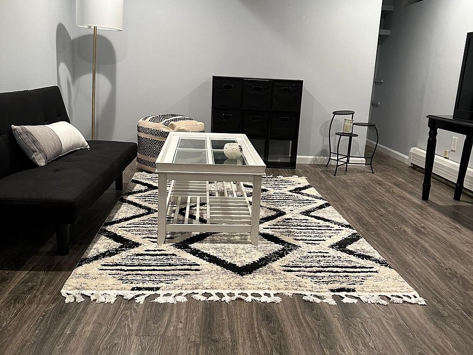 1st image of 4 Ledgewood Cir