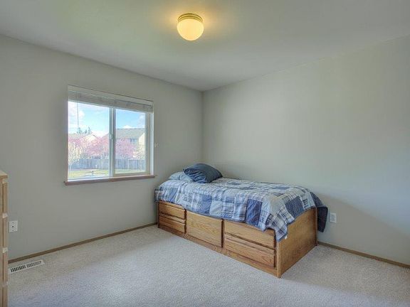2nd image of 14925 66th Avenue Ct E