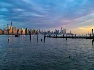 461 Buffalo Ct, West New York, NJ 07093