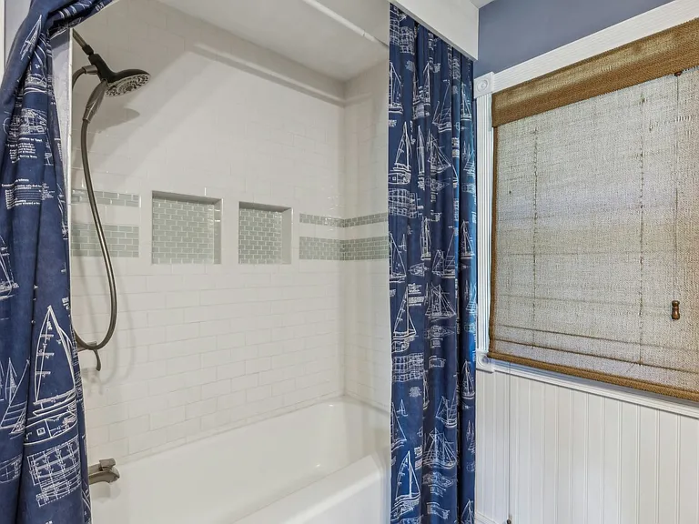 1101 Glenwood Ave — Photo 8