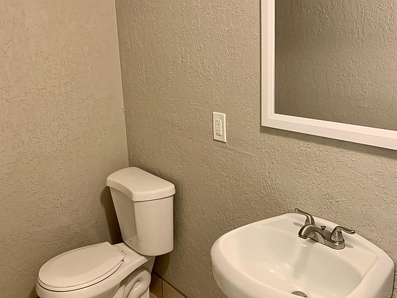 5th image of 2001 Walter St SE Unit C