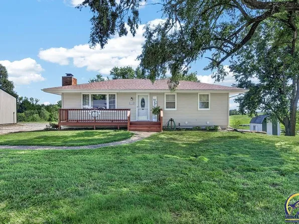 3547 Becker Ave, Meriden, KS 66512