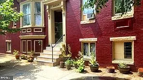 1701 Linden Ave #3B