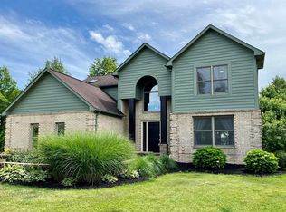 1085 Melrose Ct, Saline, MI 48176