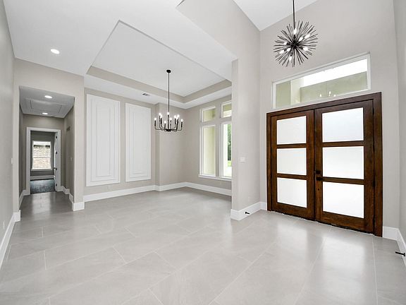 4th image of 22932 Moselle Dr