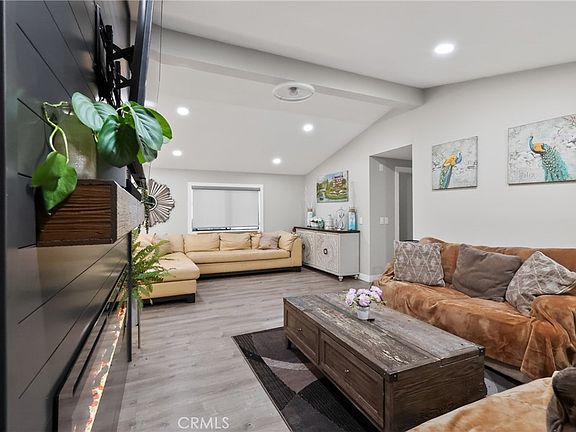 5th image of 137 Sumac Ln