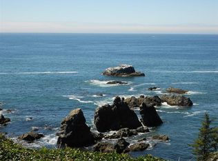 1266 Rowland Ln, Brookings, OR 97415