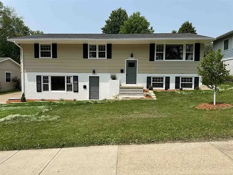3004-3006 Stanford Ave — Photo 1
