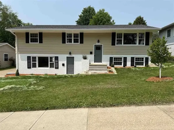 3004-3006 Stanford Ave, Iowa City, IA 52245