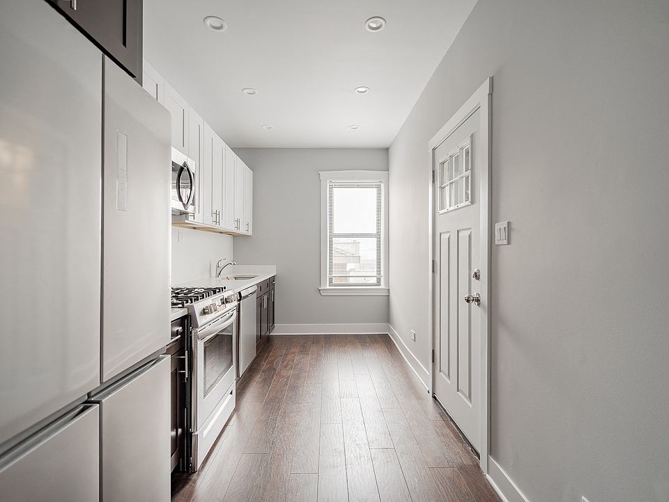 Updated Kitchen 5162-2B