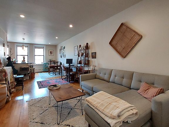 2nd image of 346 Flatbush Ave #3