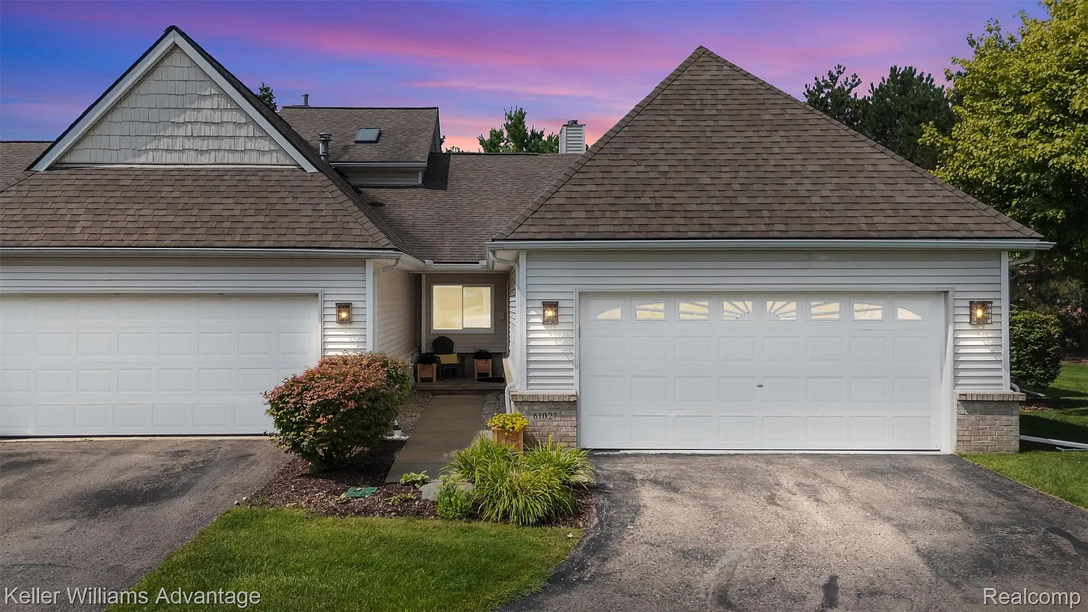 61027 Evergreen Ct photo 1