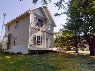409 Pelican Dr, Elkton, SD 57026