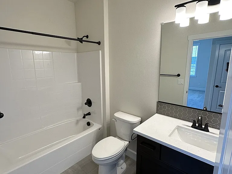 3304 S Zimmerman St — Photo 15