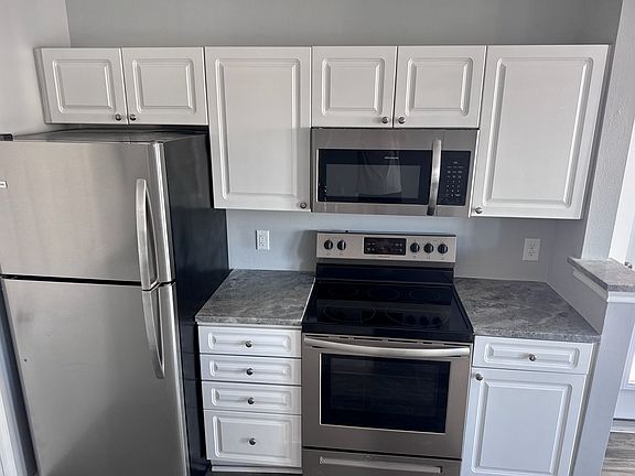 4th image of 130 River Landing Dr Unit 12200