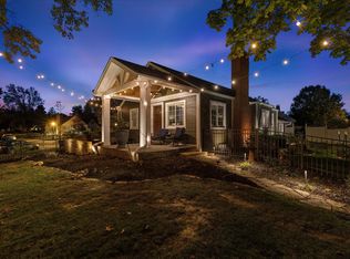 589 Clinton Heights Ave, Columbus, OH 43202