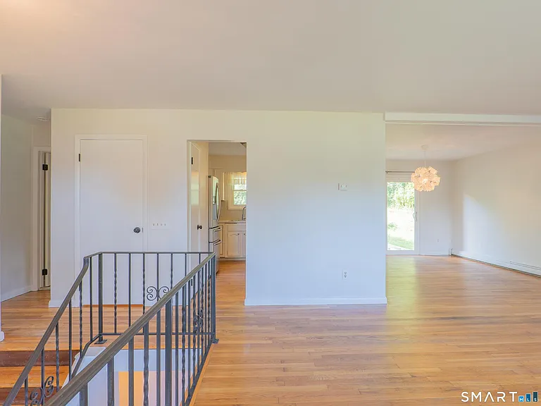 45 Riverside Rd — Photo 9