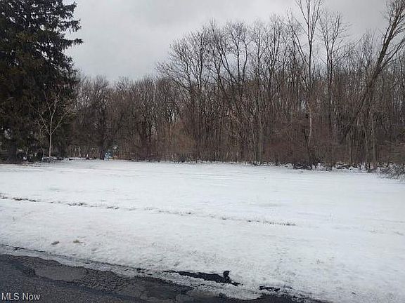 4th image of Hazen Ave