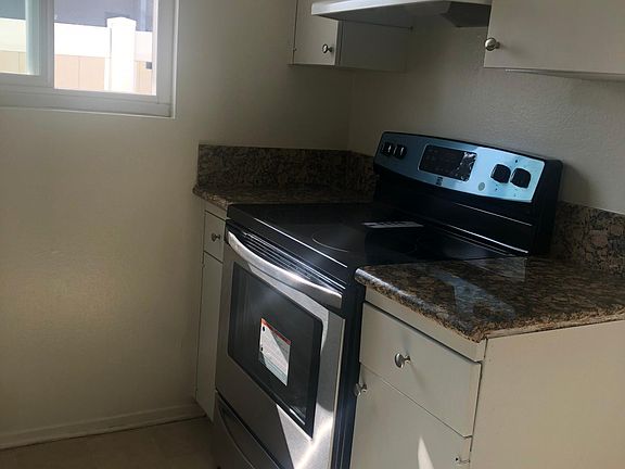5th image of 23135 Madison St APT 113