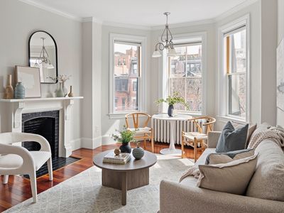 20 Hereford St APT 3, Boston, MA, 02115