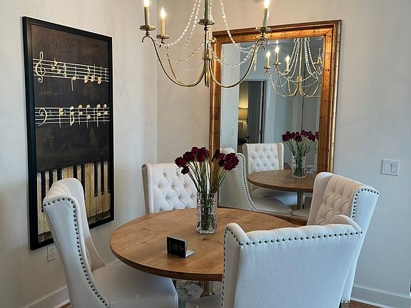Eating/dining area.