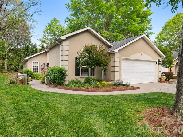 75 Stonebridge Dr, Asheville, NC 28805