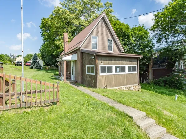 133 2nd St, Vintondale, PA 15961