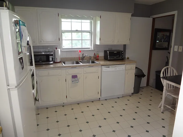 2805 Summit Rd #B — Photo 16