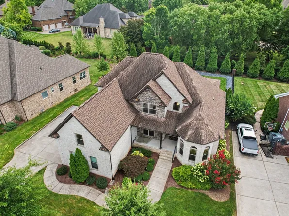 1929 Fairhaven Ln, Murfreesboro, TN 37128