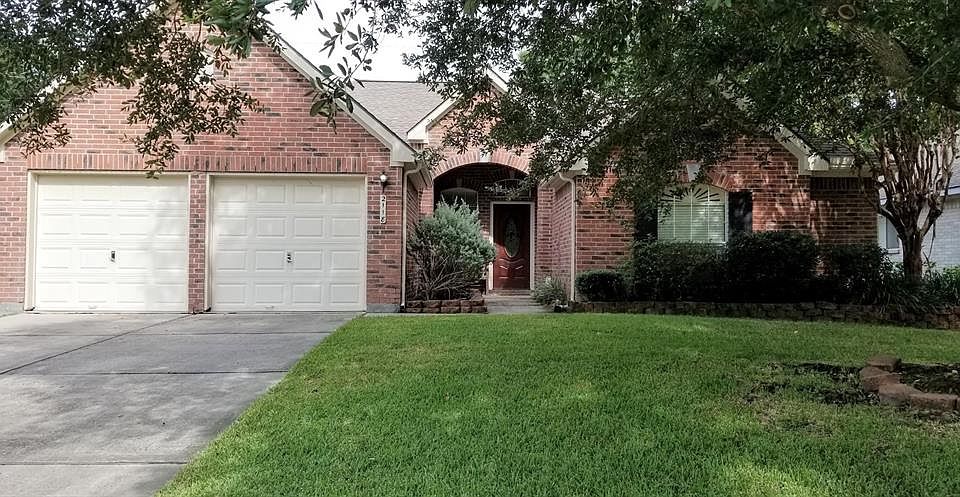 1st image of 2118 Blossom Creek Dr