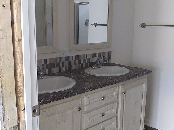 4th image of 1500 W Highland St Lot 0167