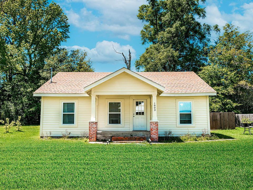 1st image of 1803 Texas St