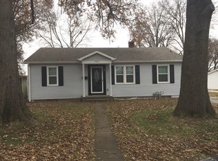 1012 W Poplar St, Mascoutah, IL