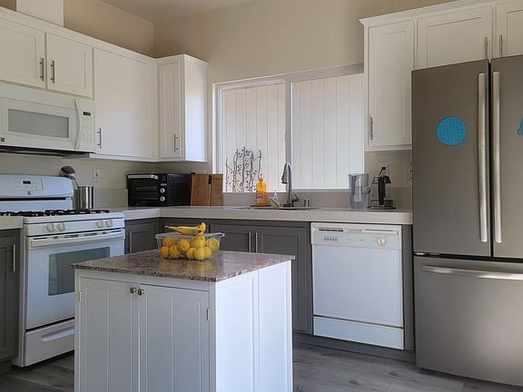 Kitchen remodeled in Feb 2021.