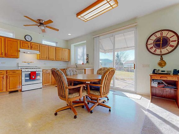 4th image of 12643 Oak Grove Dr