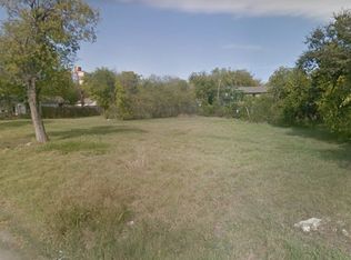 715 E Powell Ave, Fort Worth, TX 76104