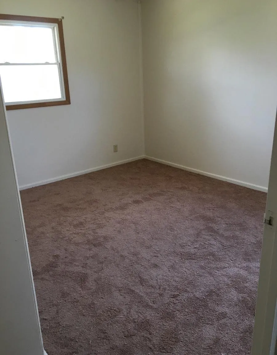 1513 Thalia Avenue — Photo 2