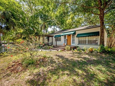1211 E Park Cir, Tampa, FL, 33604